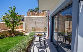 Lobelya Suites